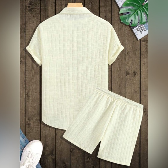 Apricot Manfinity Homme Men Solid Shirt & Short Set - Picture 2 of 6